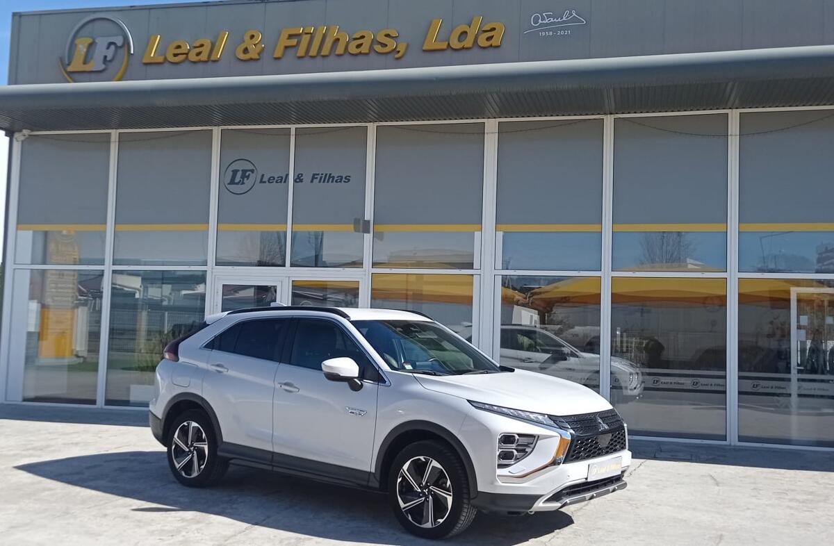 MITSUBISHI Eclipse Cross 2.4 PHEV eMotion