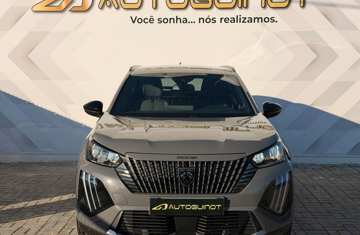 PEUGEOT 2008 1.2 PureTech Allure