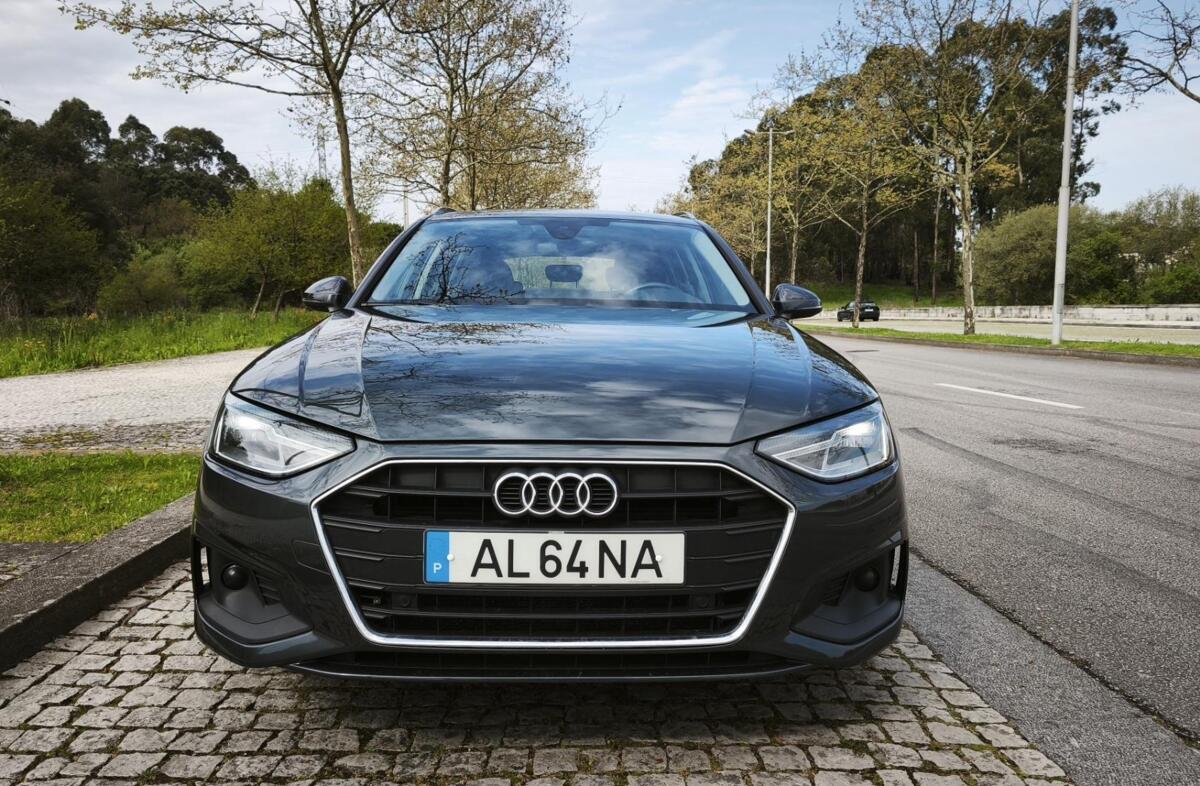 AUDI A4 30 TDI S tronic