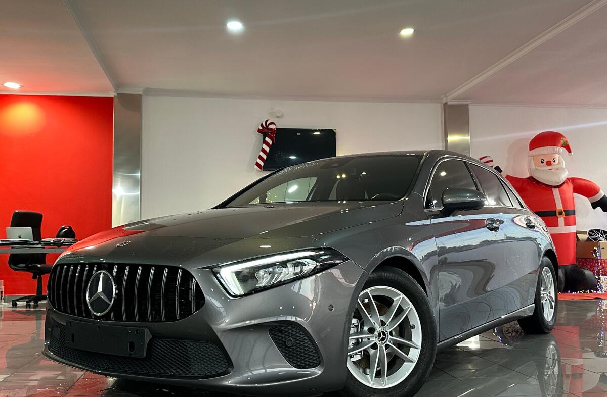 MERCEDES Classe A A 180 d Style Plus Aut.