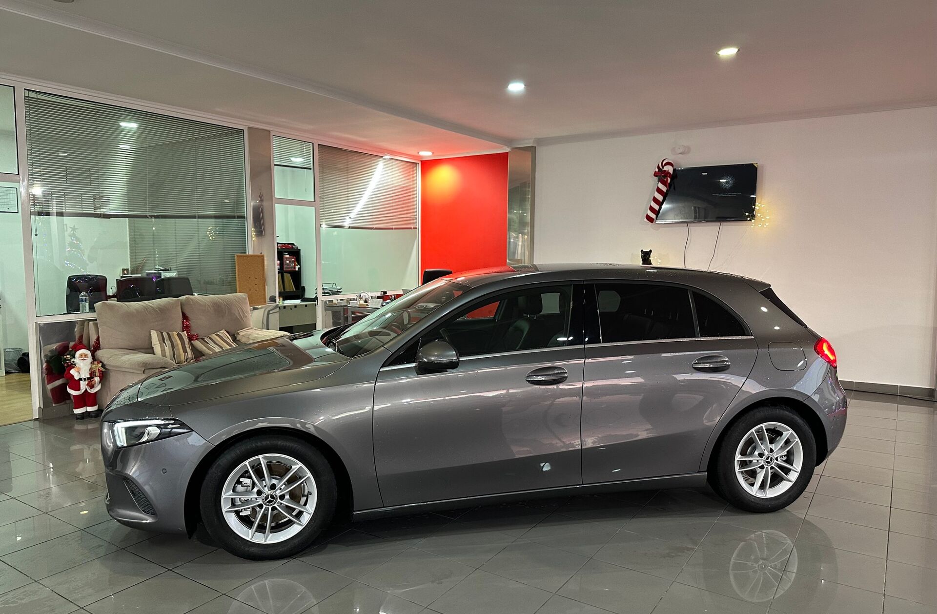 MERCEDES Classe A A 180 d Style Plus Aut.