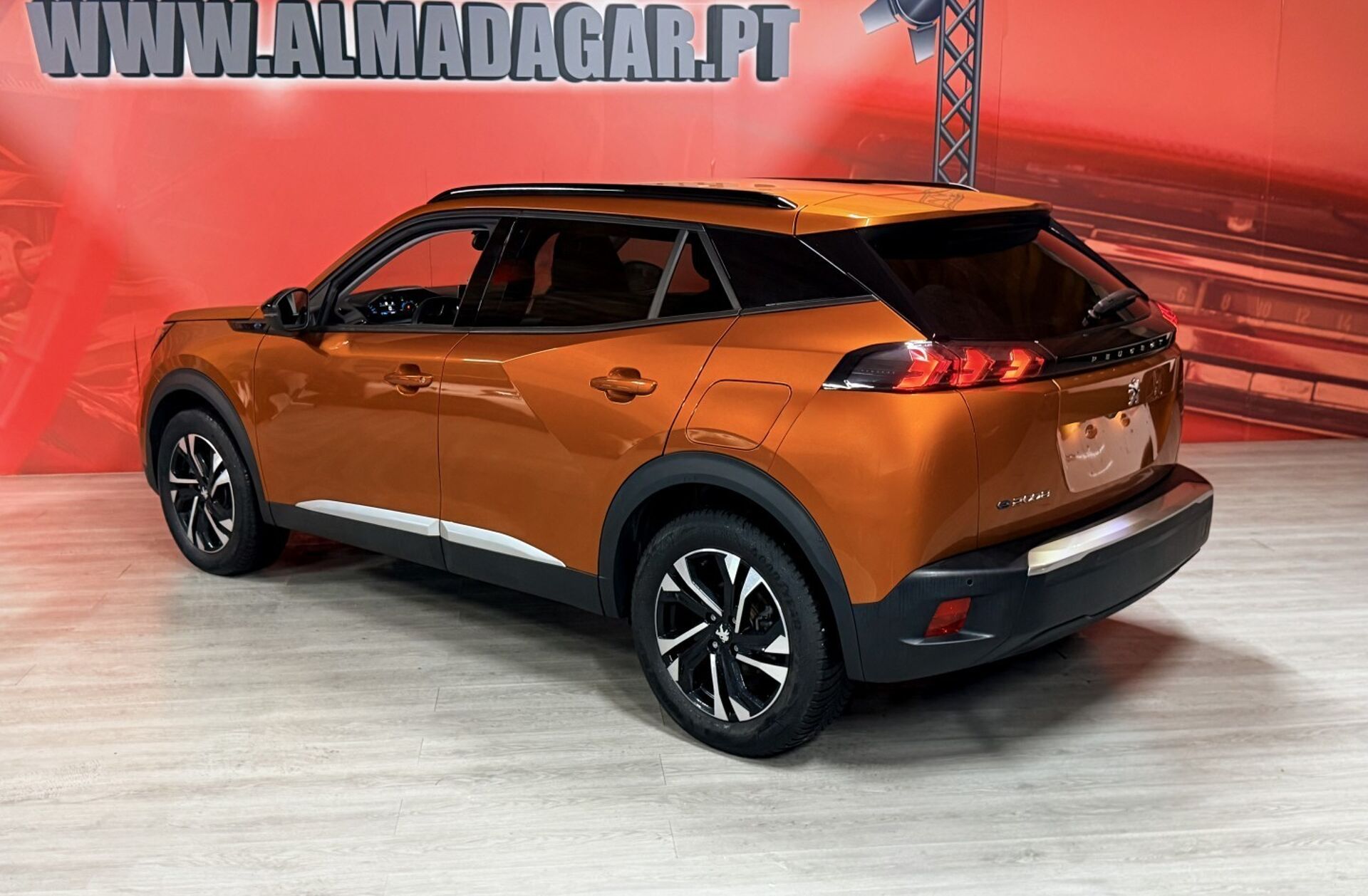 PEUGEOT 2008 e- 50 kWh GT