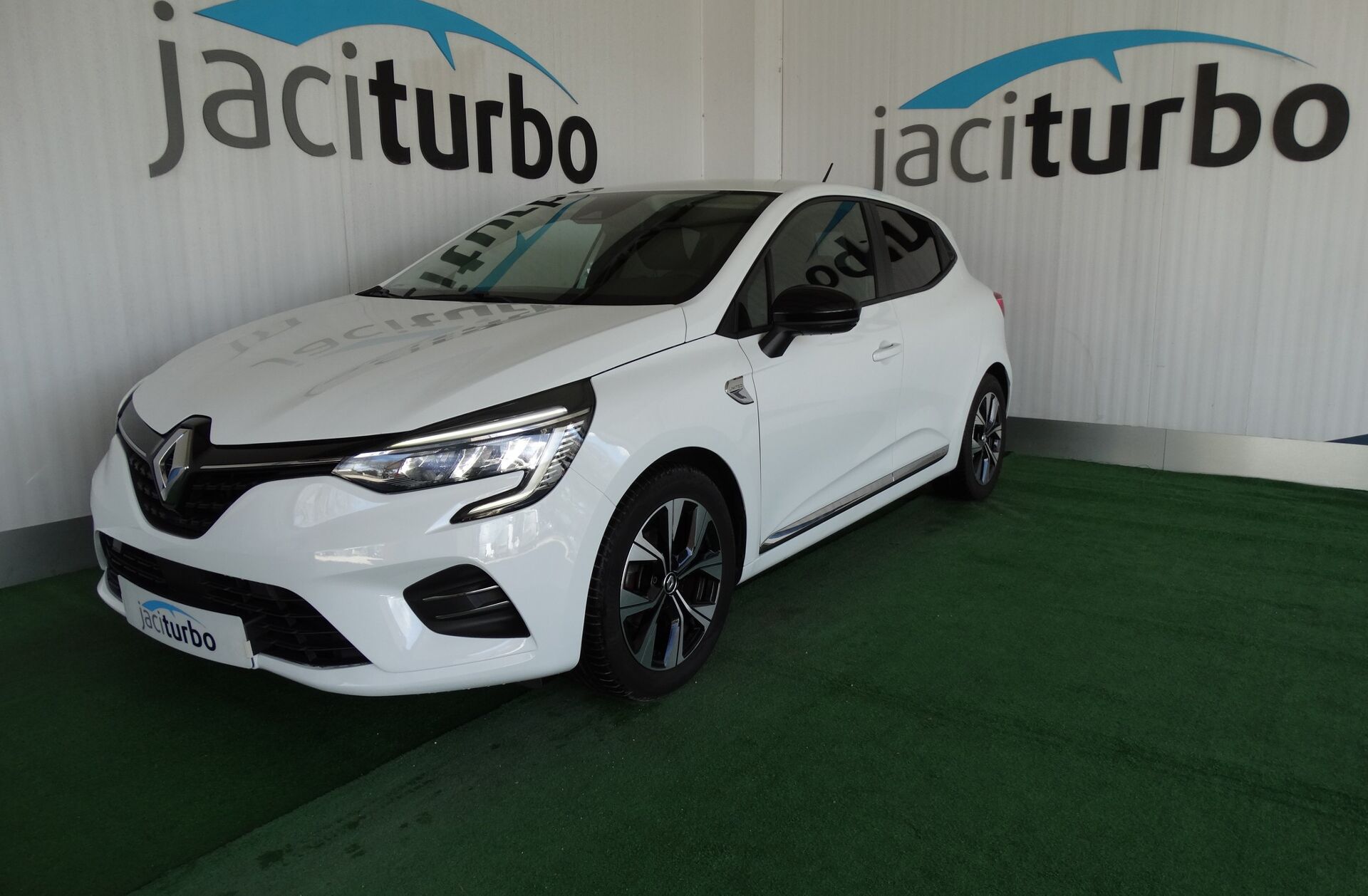 RENAULT Clio 1.0 TCe Limited