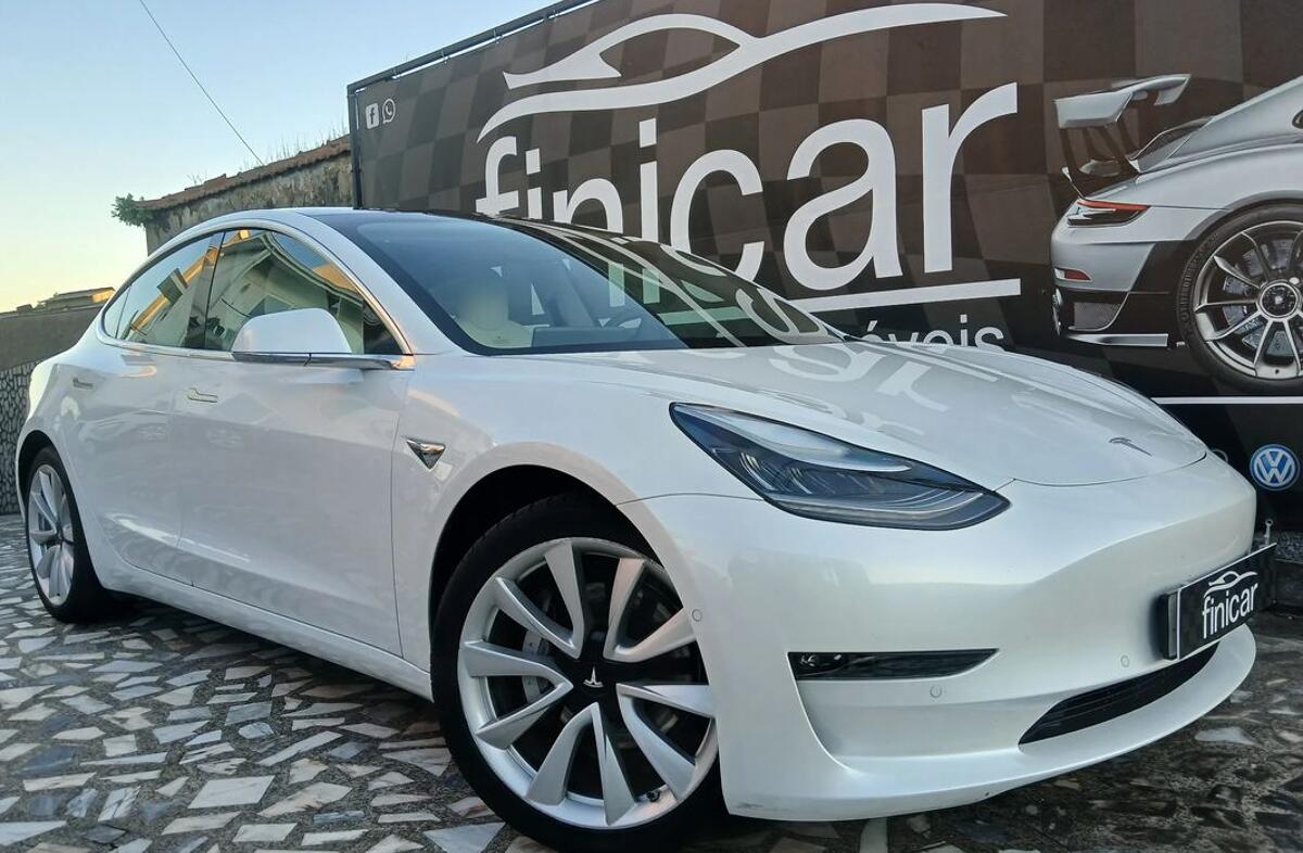 TESLA Model 3 Long-Range Dual Motor AWD