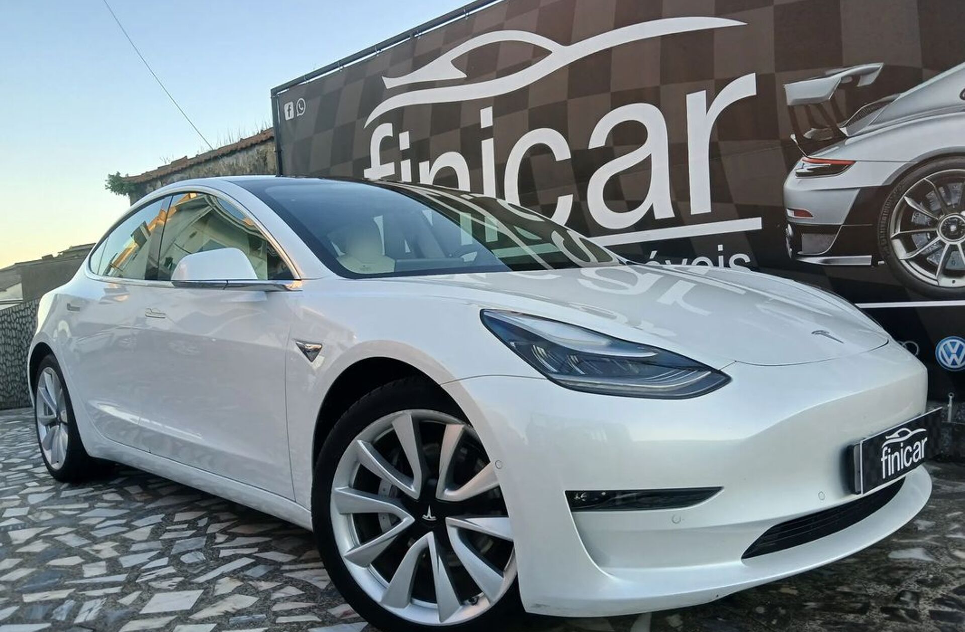 TESLA Model 3 Long-Range Dual Motor AWD