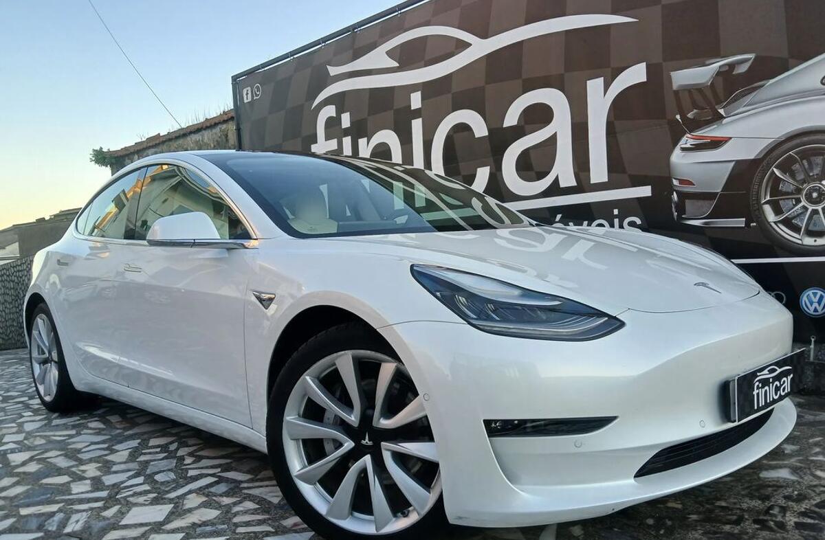 TESLA Model 3 Long-Range Dual Motor AWD