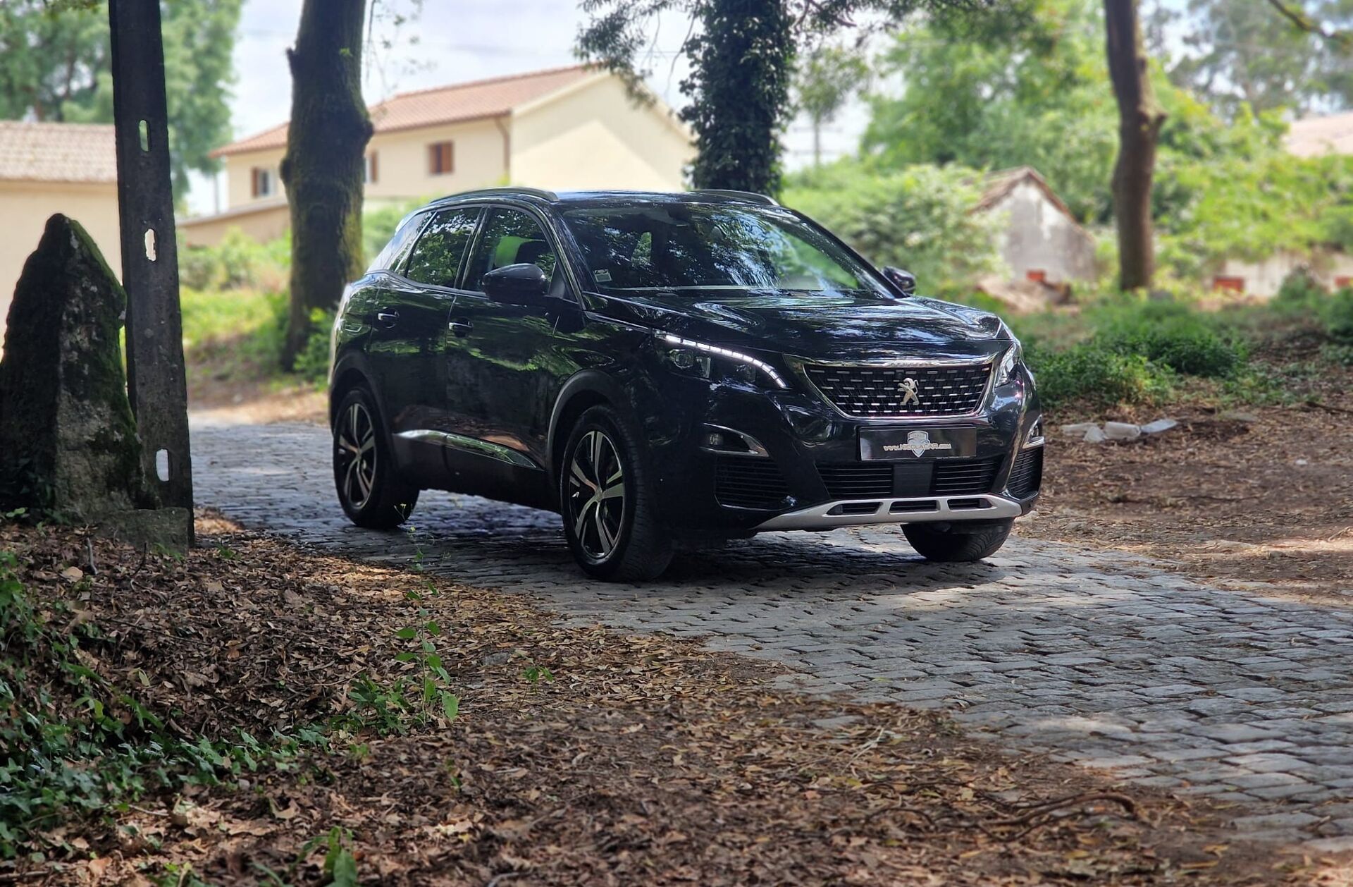 PEUGEOT 3008 1.2 PureTech Allure Pack EAT8