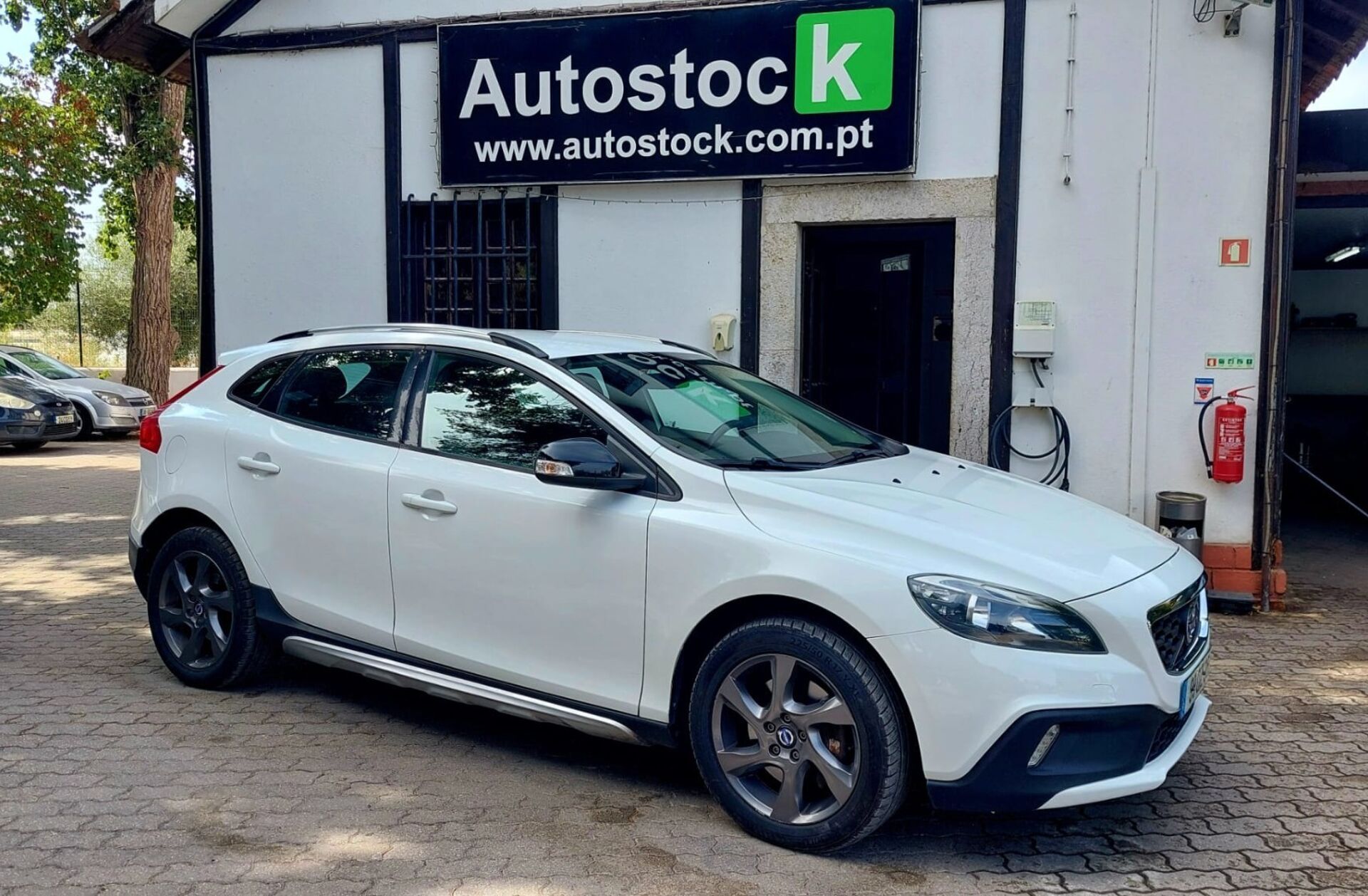 VOLVO V40 2.0 D2 Summum