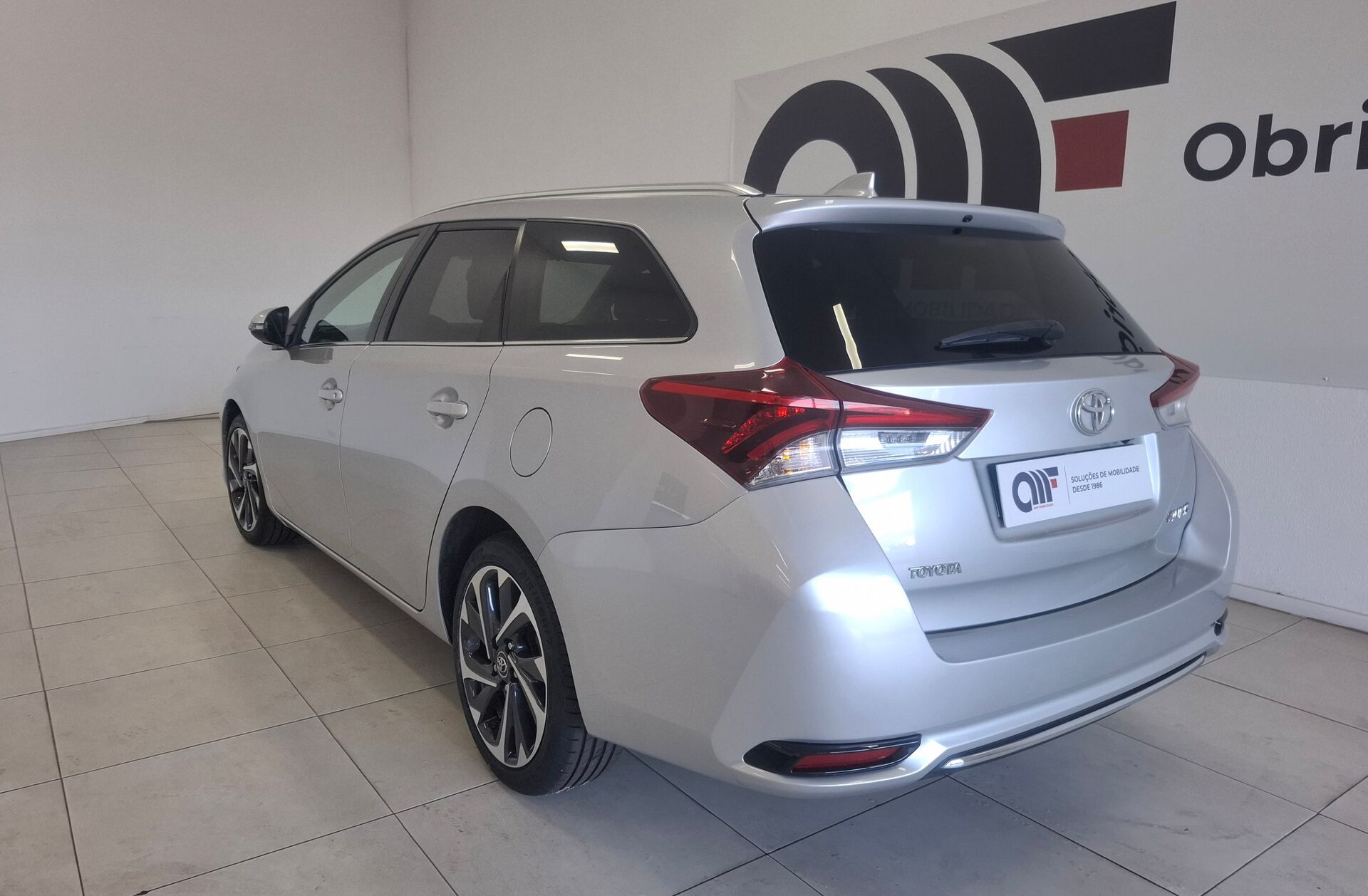 TOYOTA Auris 1.4 D-4D Comfort+Pack Sport