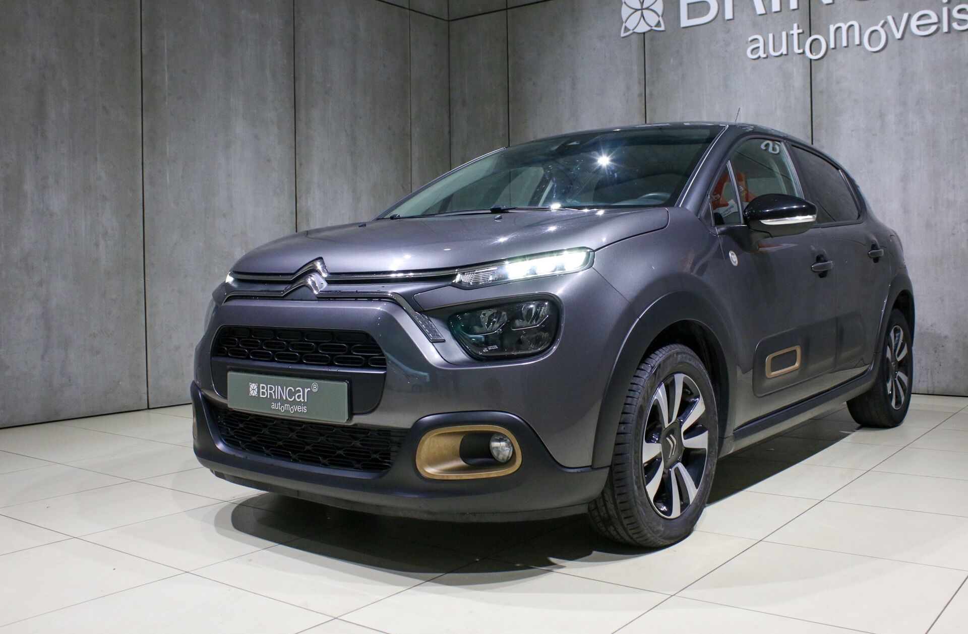 CITROEN C3 1.2 PureTech Shine