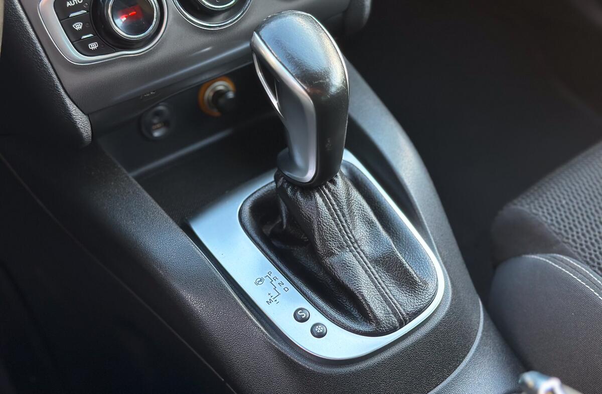 CITROEN C4 1.6 BlueHDi Feel EAT6