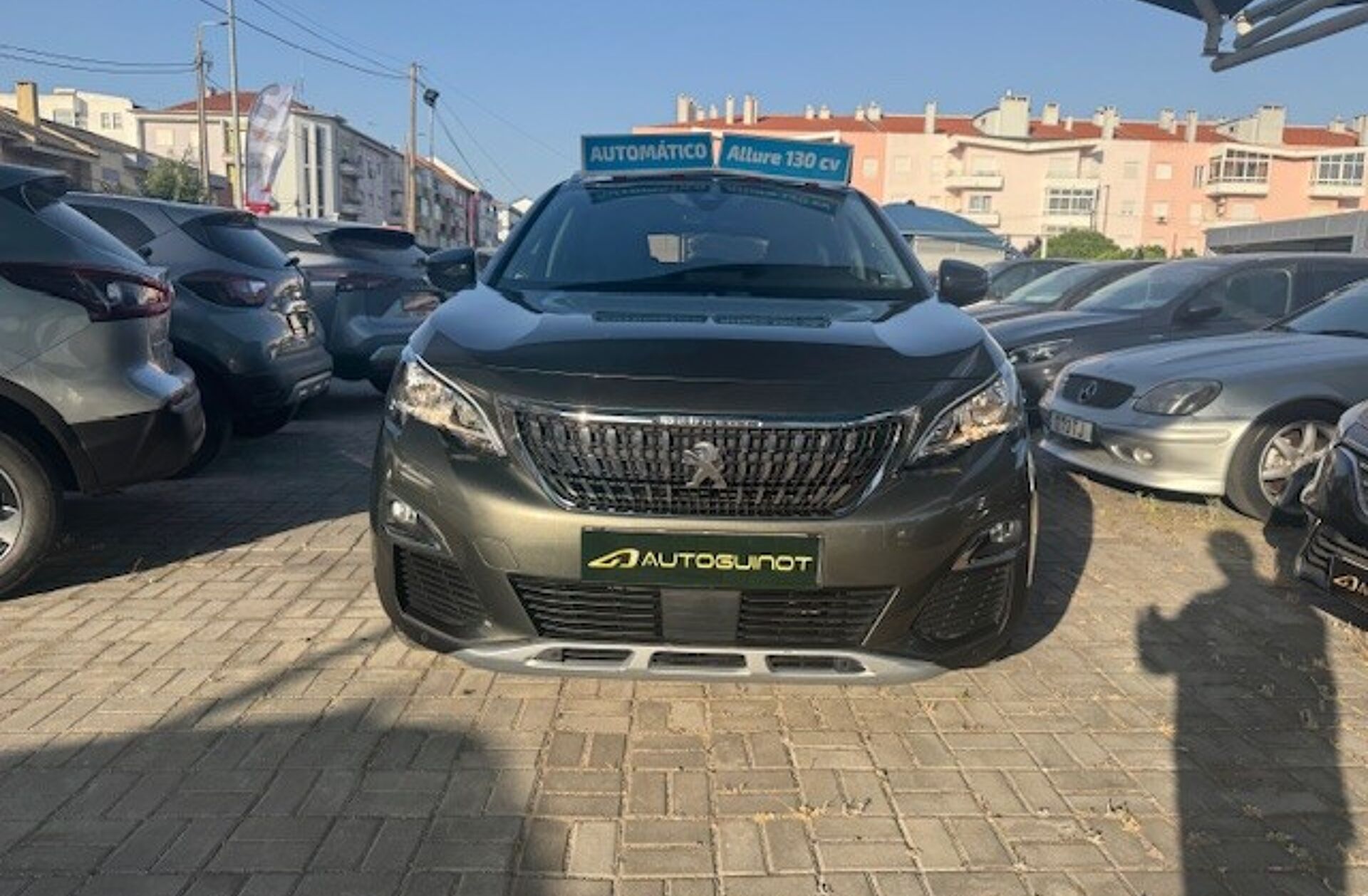 PEUGEOT 3008 1.2 PureTech Allure Pack EAT8