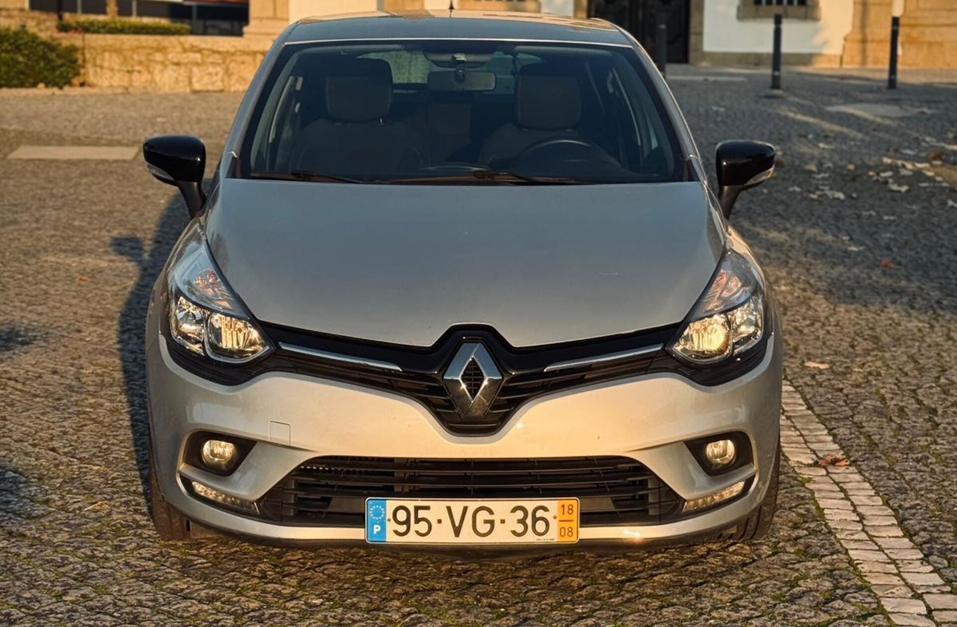RENAULT Clio 0.9 TCe Zen