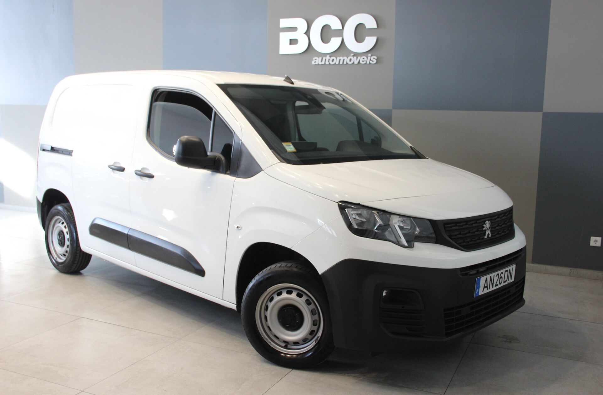 PEUGEOT Partner 1.5 BlueHDi Premium Standard