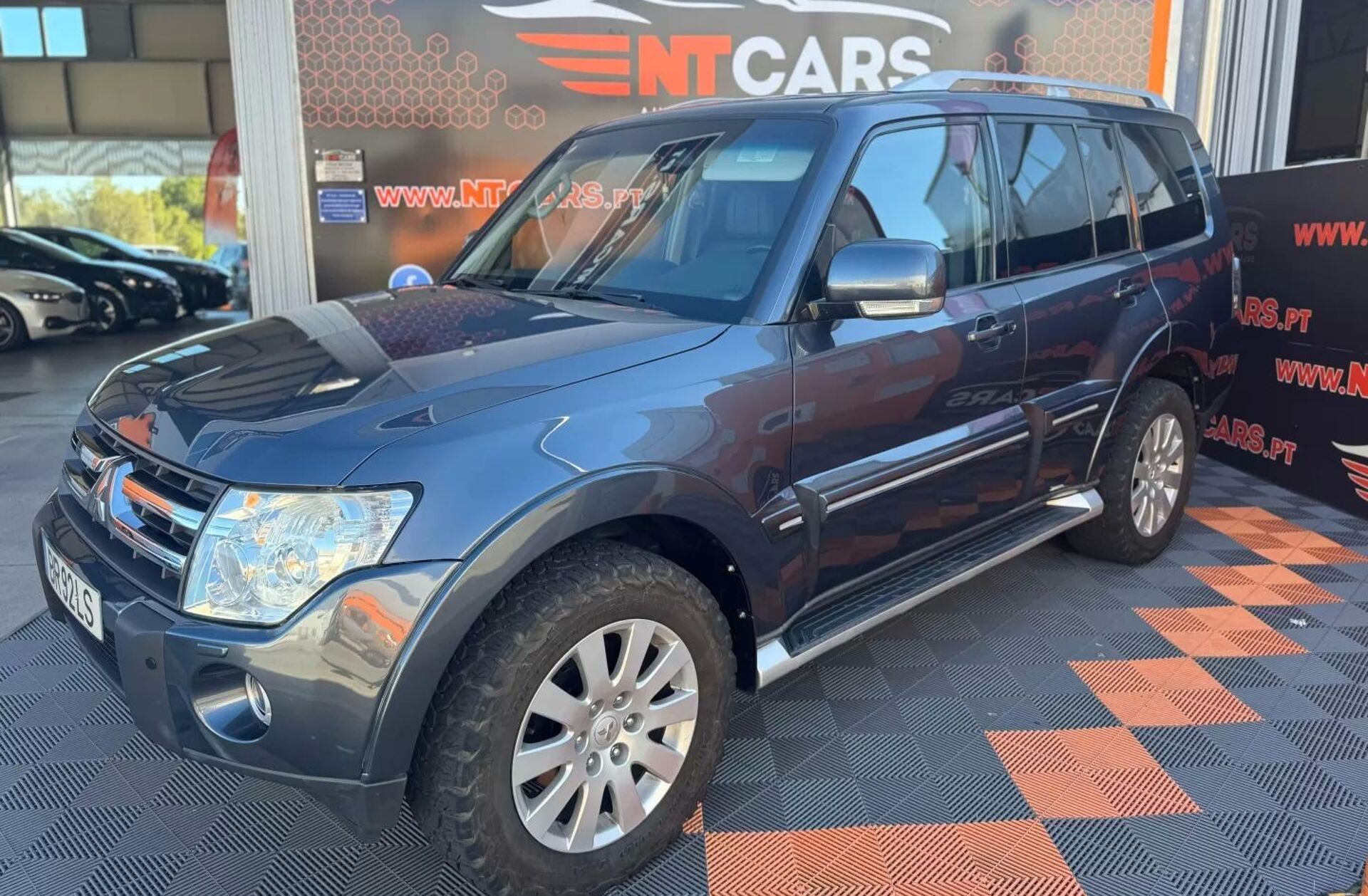 MITSUBISHI Pajero 3.2 DI-D Instyle CA