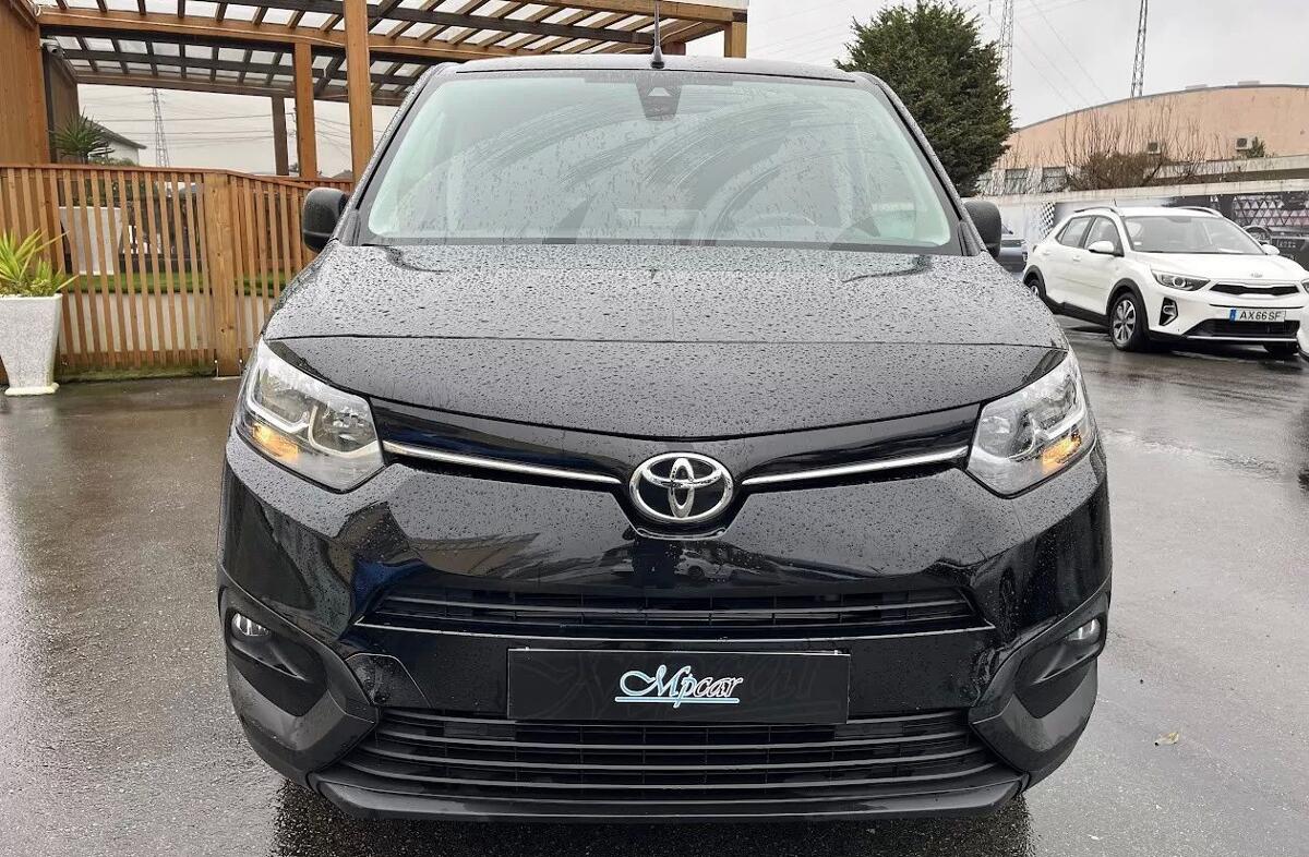 TOYOTA Proace City Verso Proace City 1.5D L1 Exclusive