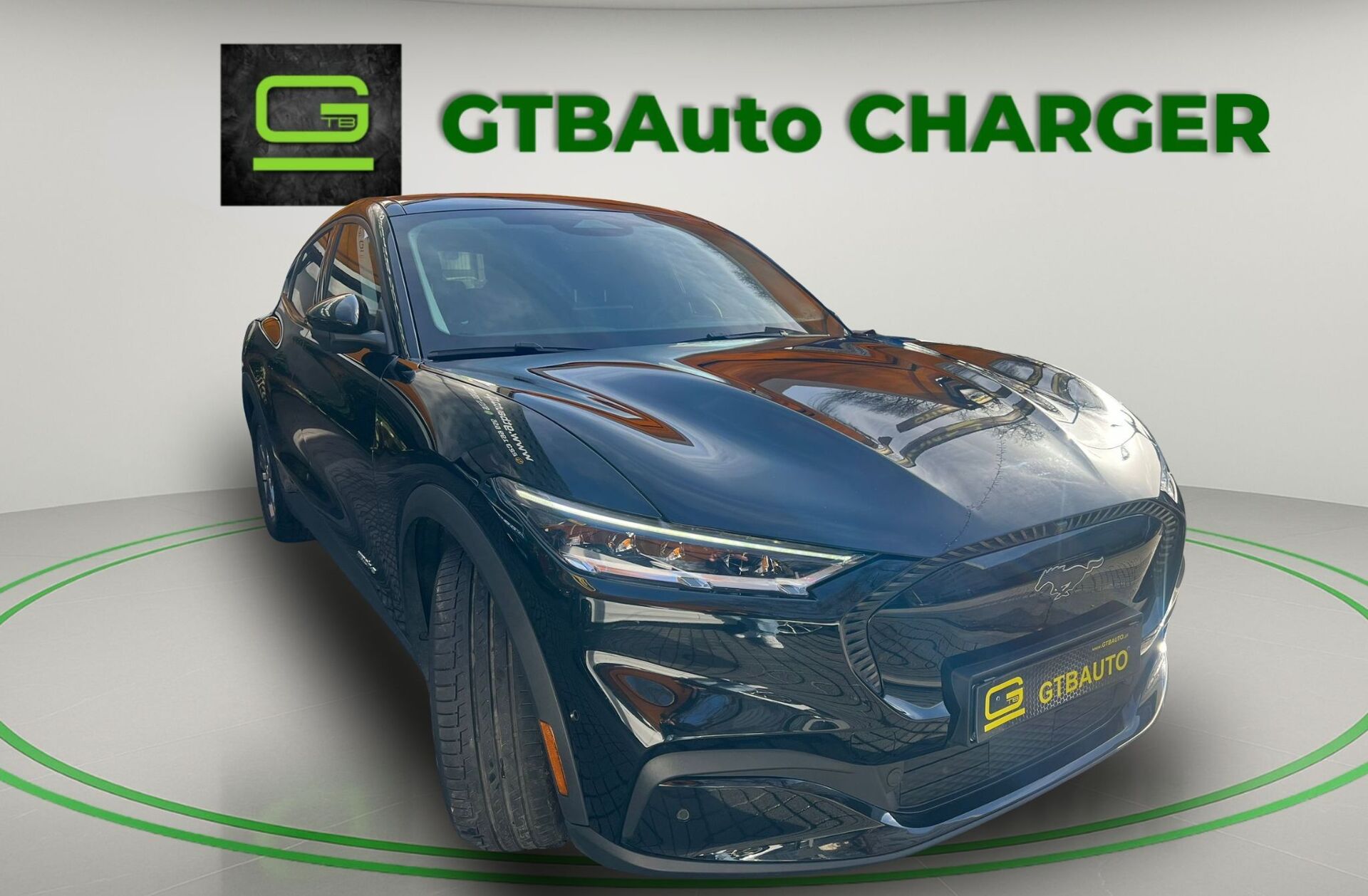 FORD Mustang Mach-E Premium AWD