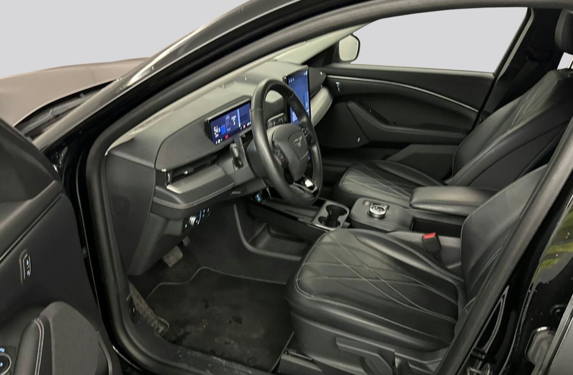 FORD Mustang Mach-E Premium AWD