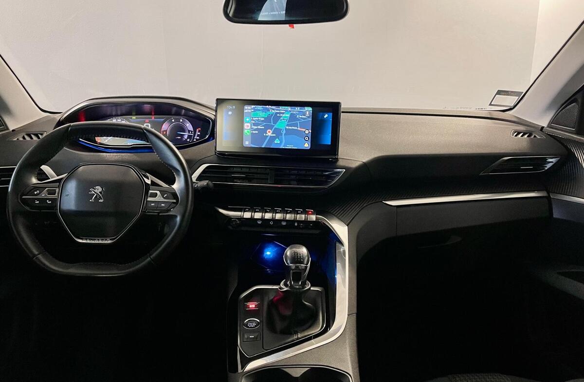 PEUGEOT 3008 1.5 BlueHDi Active Pack