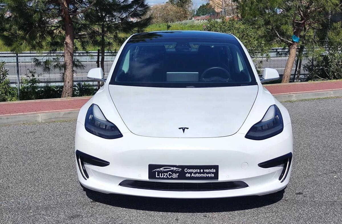 TESLA Model 3 Standard Range Plus RWD