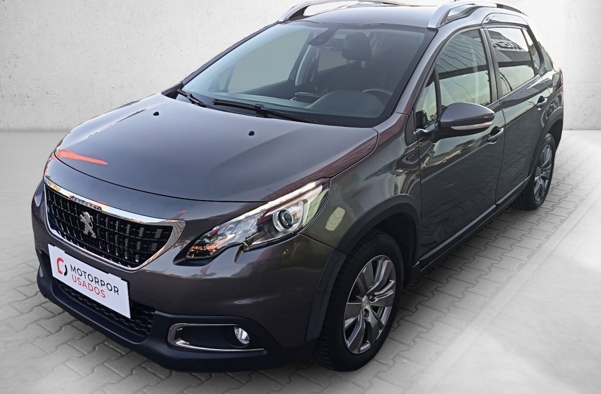 PEUGEOT 2008 1.2 PureTech Style