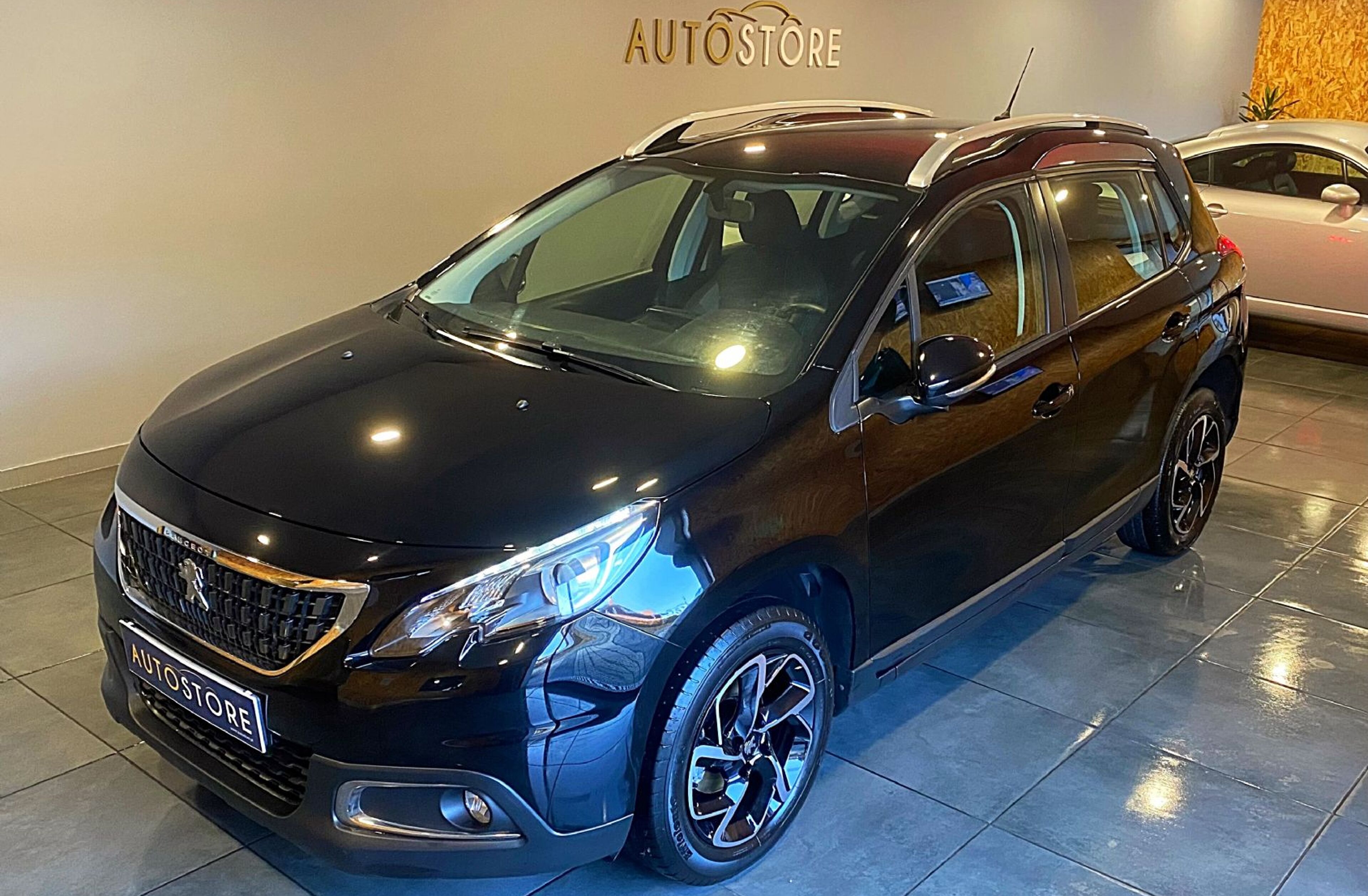 PEUGEOT 2008 1.5 BlueHDi Style