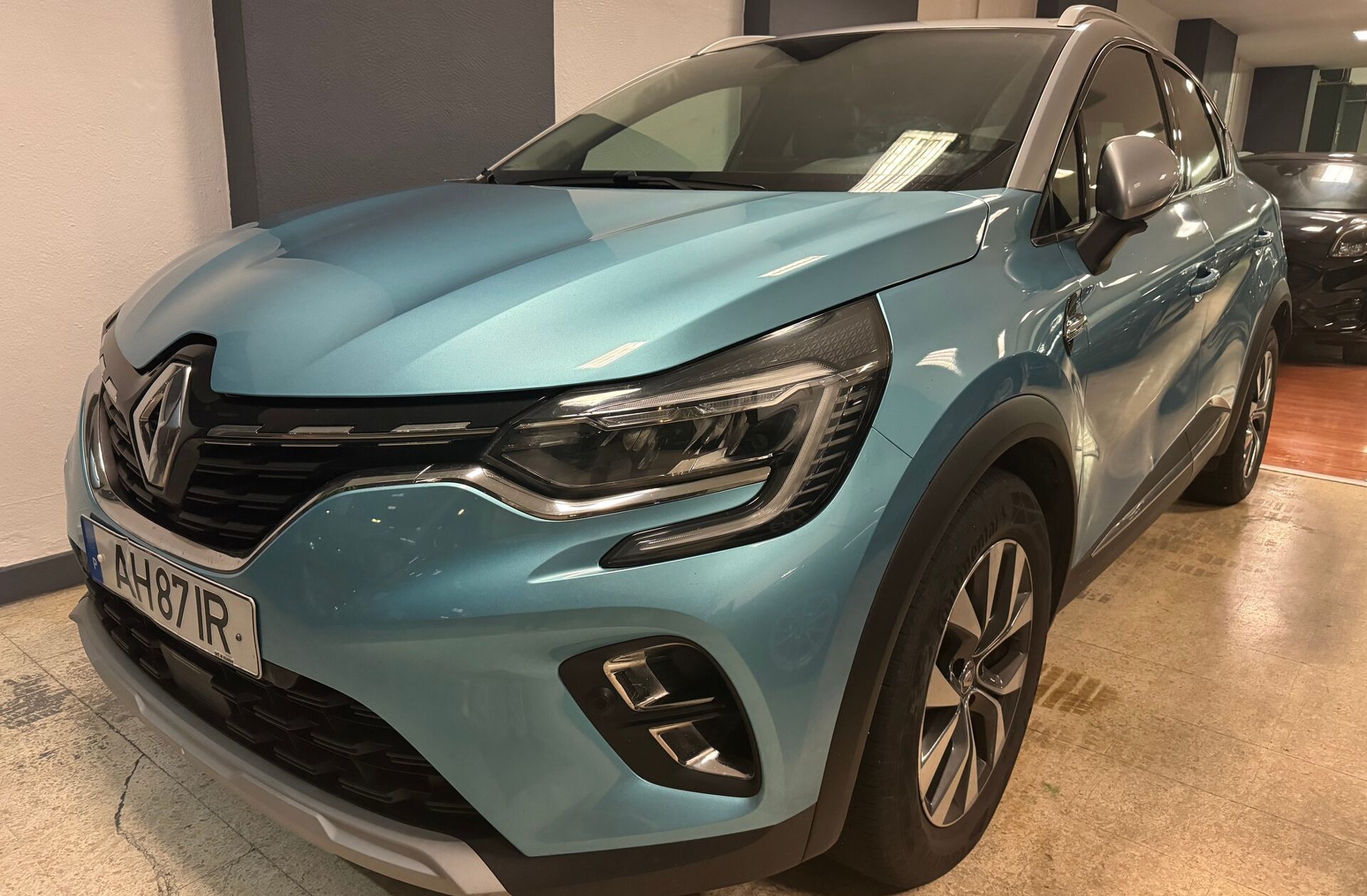 RENAULT Captur 1.3 TCe Exclusive