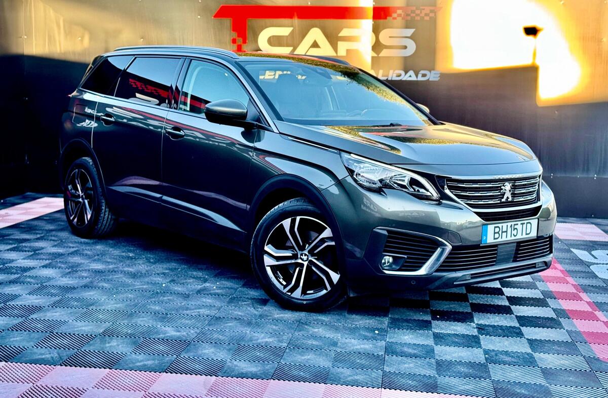PEUGEOT 5008 1.5 BlueHDi Allure EAT8