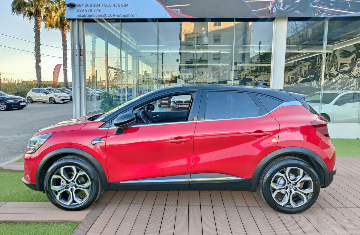 RENAULT Captur 1.3 TCe Intens