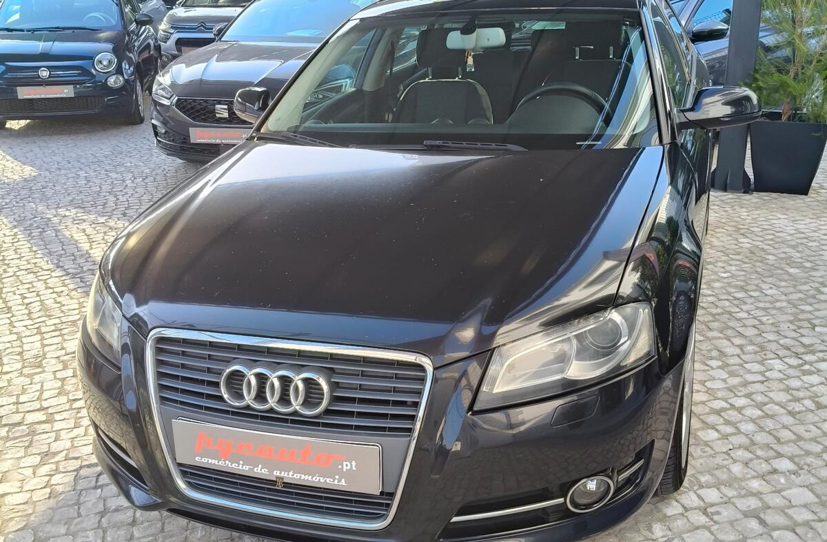 AUDI A3 1.6 TDi Attraction