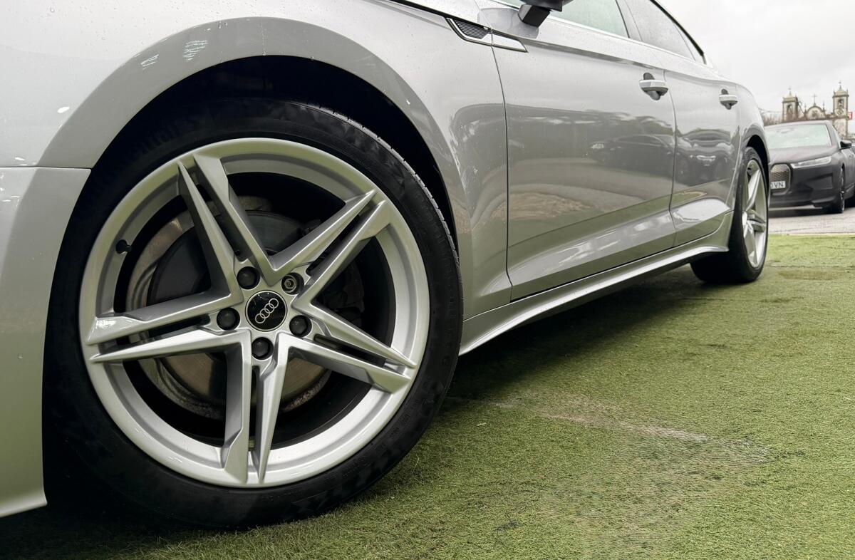 AUDI A5 35 TDI Advanced S tronic