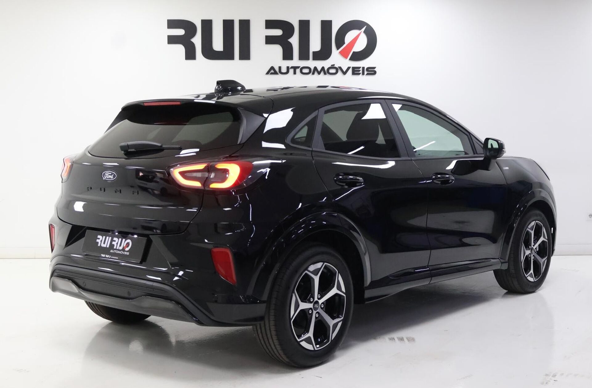 FORD Puma 1.0 EcoBoost mHEV ST-Line