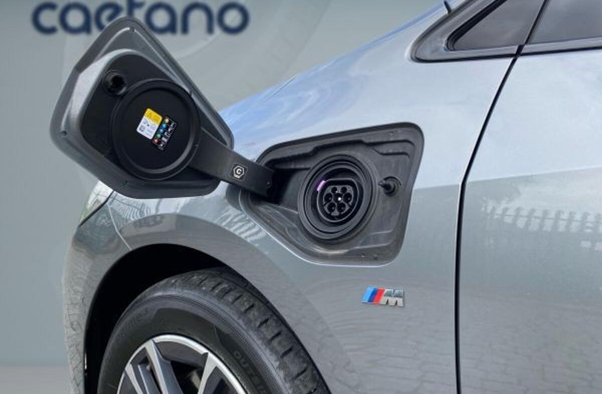 BMW Serie-2 225 e xDrive Pack Desportivo M