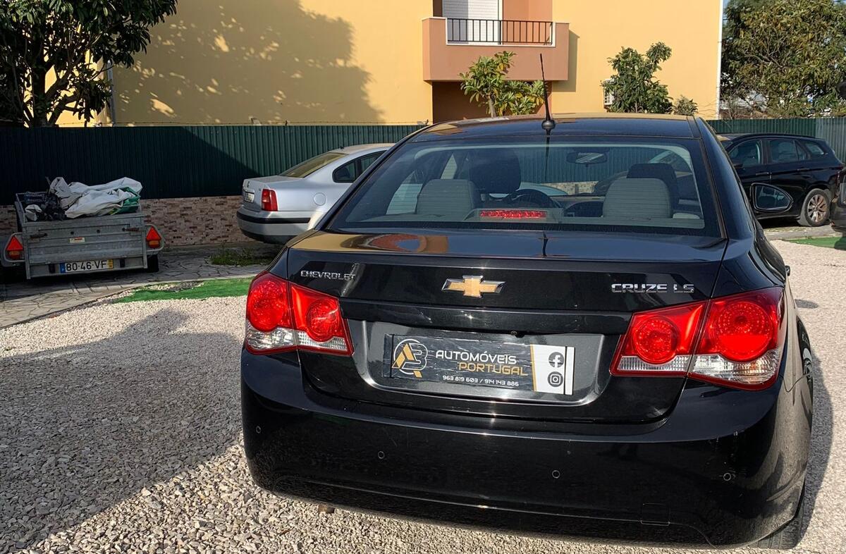 CHEVROLET Cruze 1.6 LS