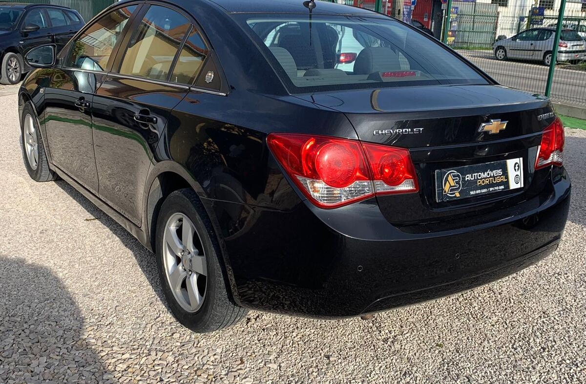 CHEVROLET Cruze 1.6 LS