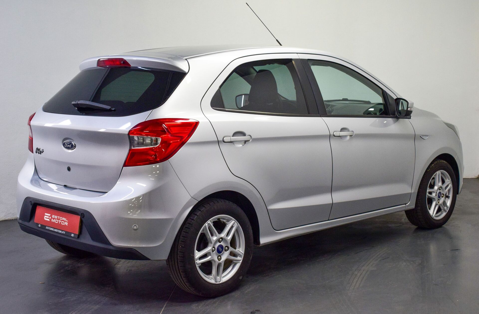 FORD Ka + 1.19 Ti-VCT Active