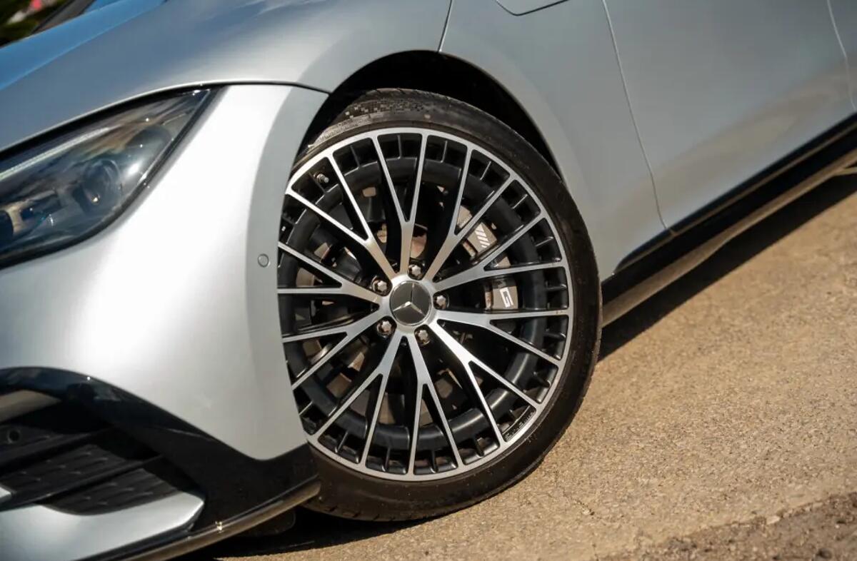 MERCEDES EQE 43 AMG 4Matic Edition