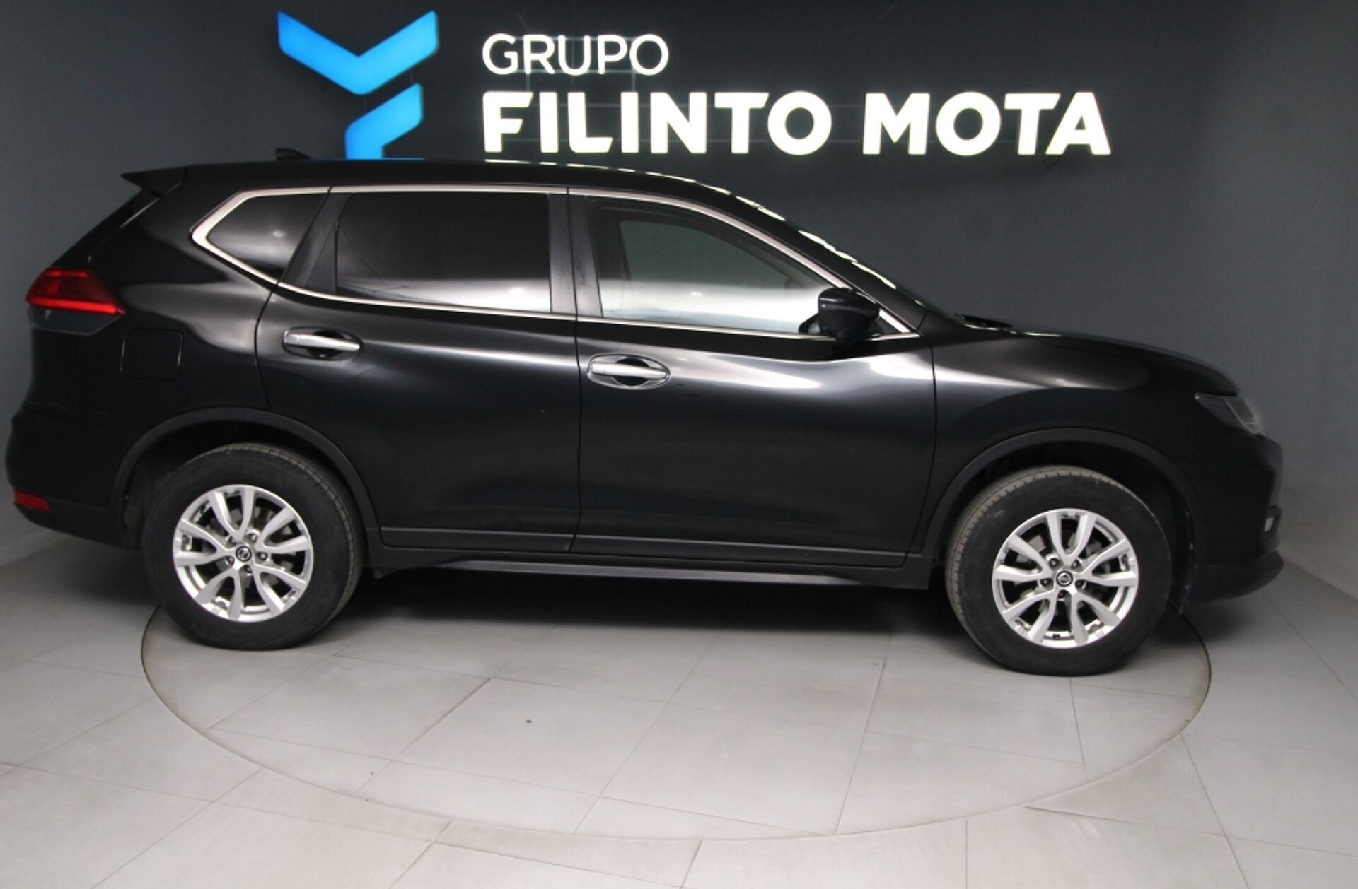 NISSAN X-Trail 1.3 DIG-T N-Connecta DCT