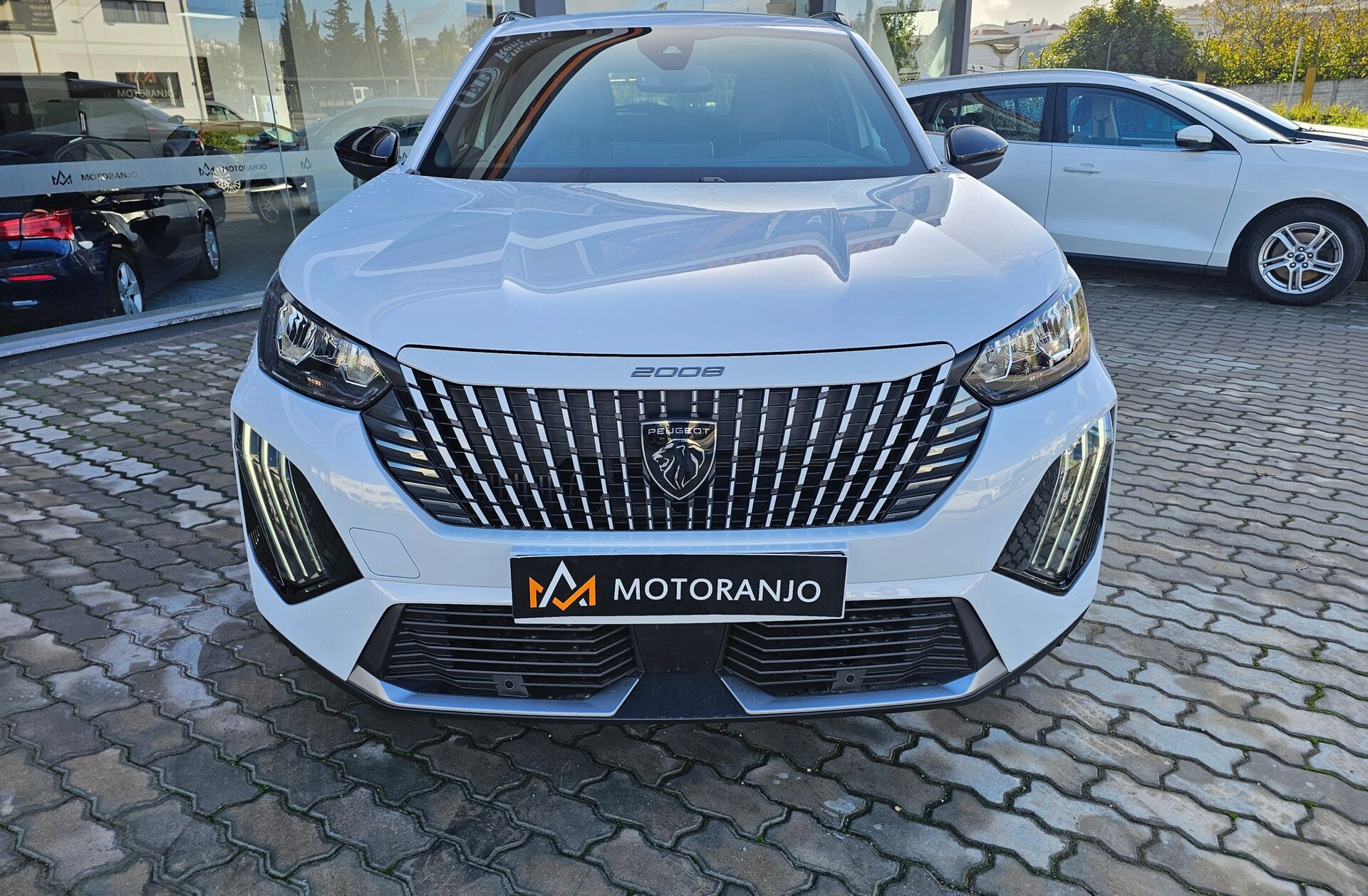 PEUGEOT 2008 1.2 Hybrid Allure e-DCS6