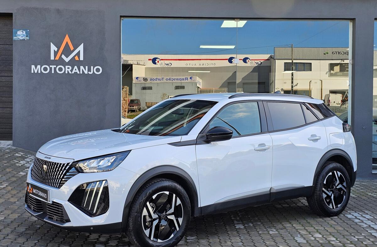 PEUGEOT 2008 1.2 Hybrid Allure e-DCS6