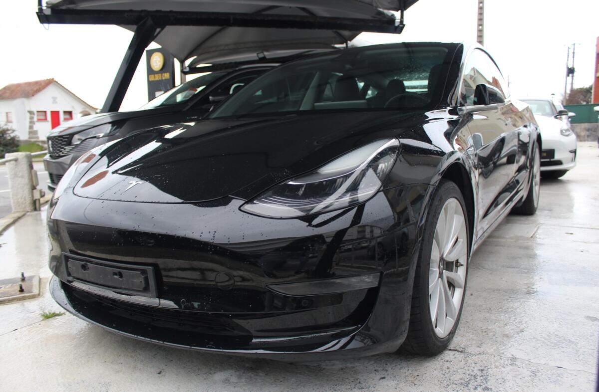 TESLA Model 3 Long-Range Dual Motor AWD