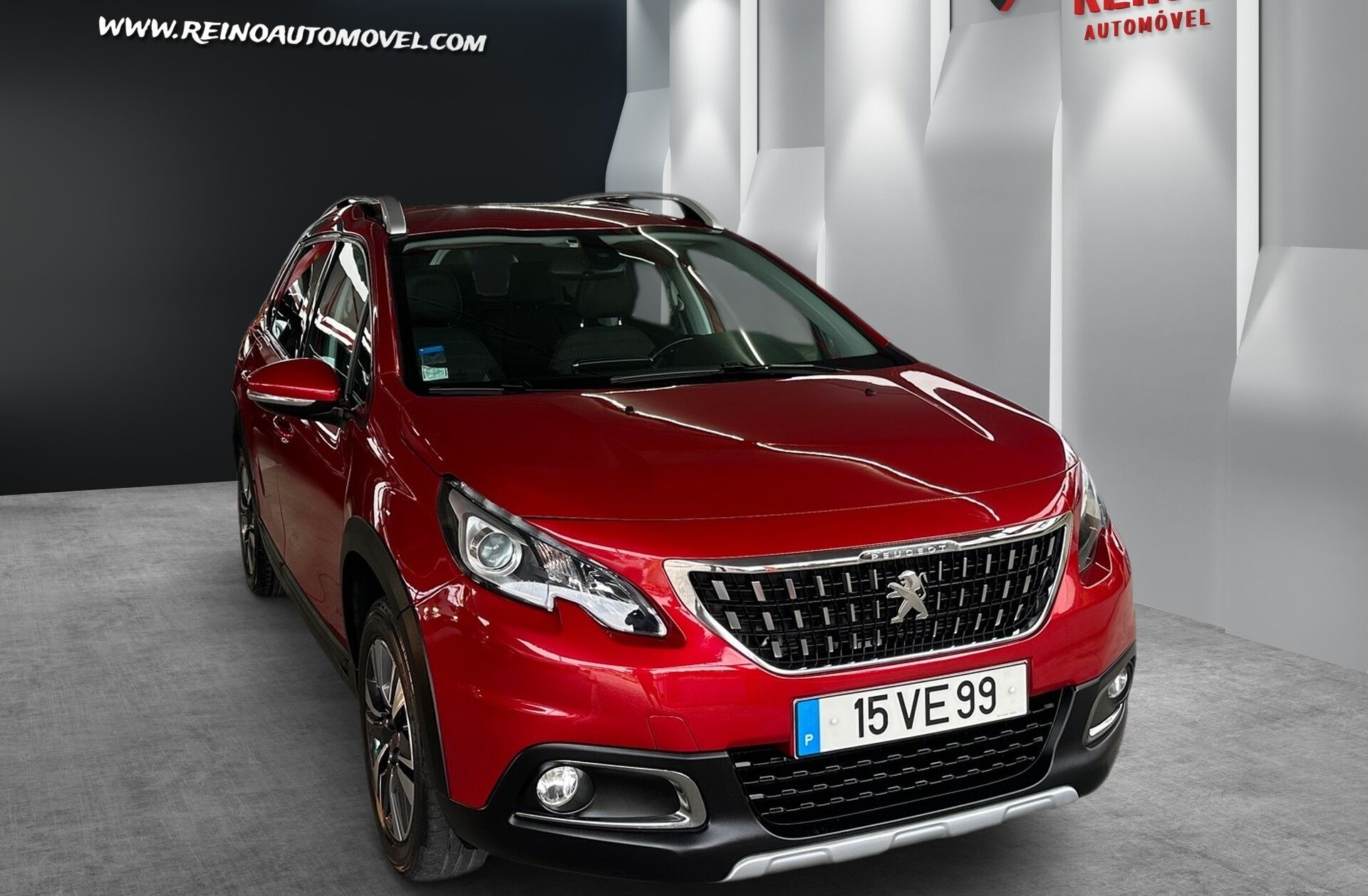 PEUGEOT 2008 1.2 PureTech Allure