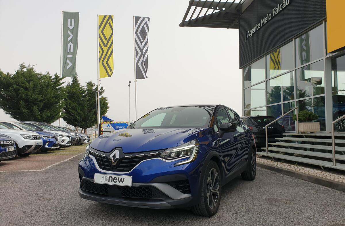 RENAULT Captur 1.6 E-Tech Plug-In RS Line