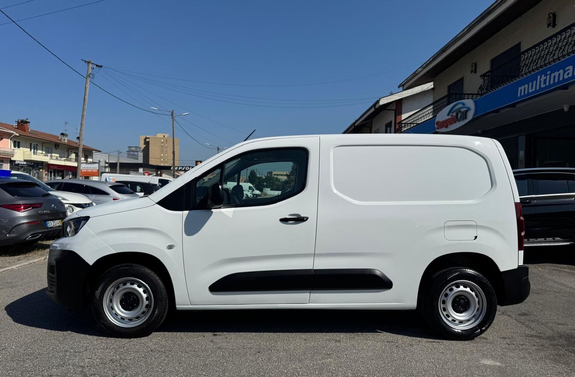 PEUGEOT Partner 1.5 BlueHDi Pro Standard