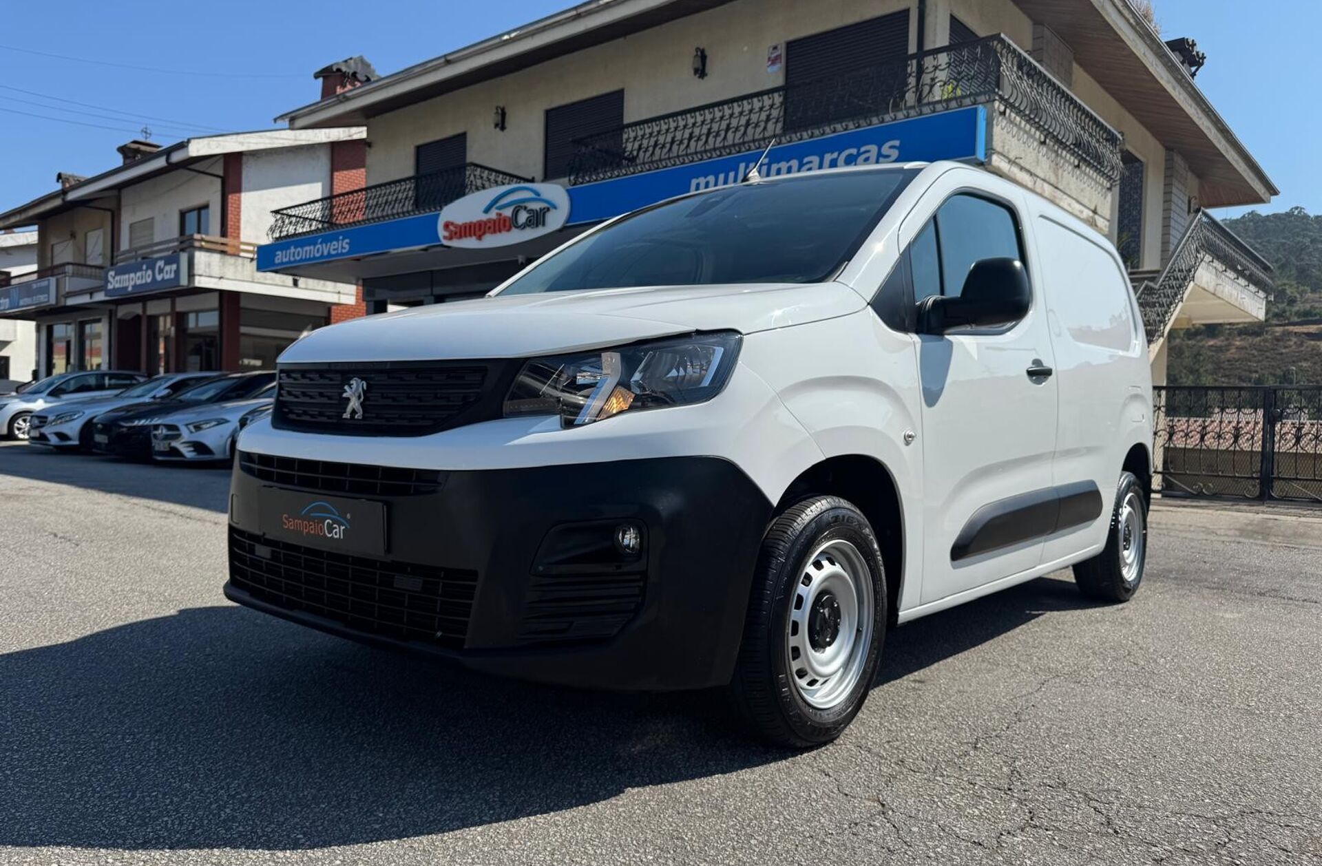 PEUGEOT Partner 1.5 BlueHDi Pro Standard