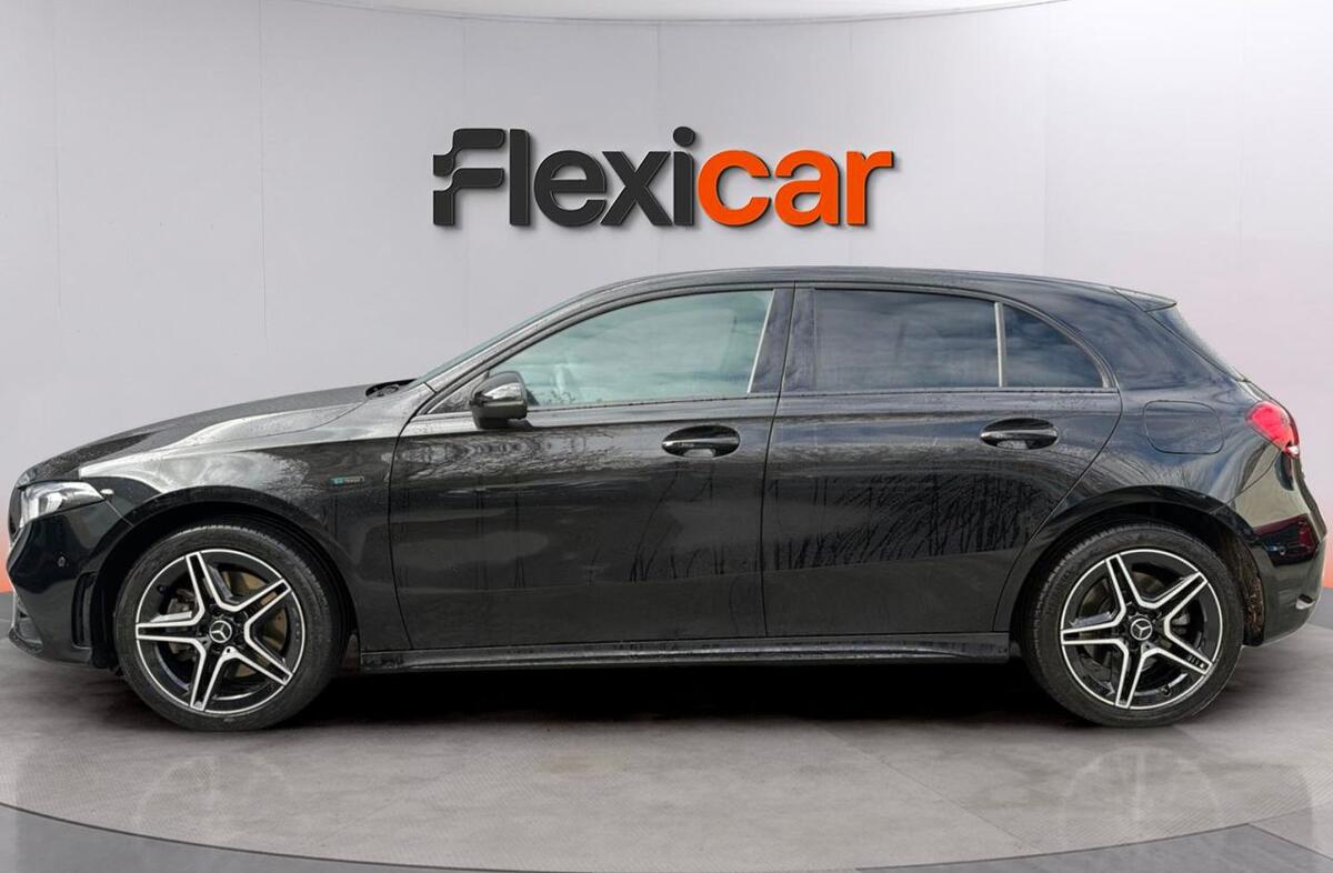 MERCEDES Classe A A 250 e AMG Line