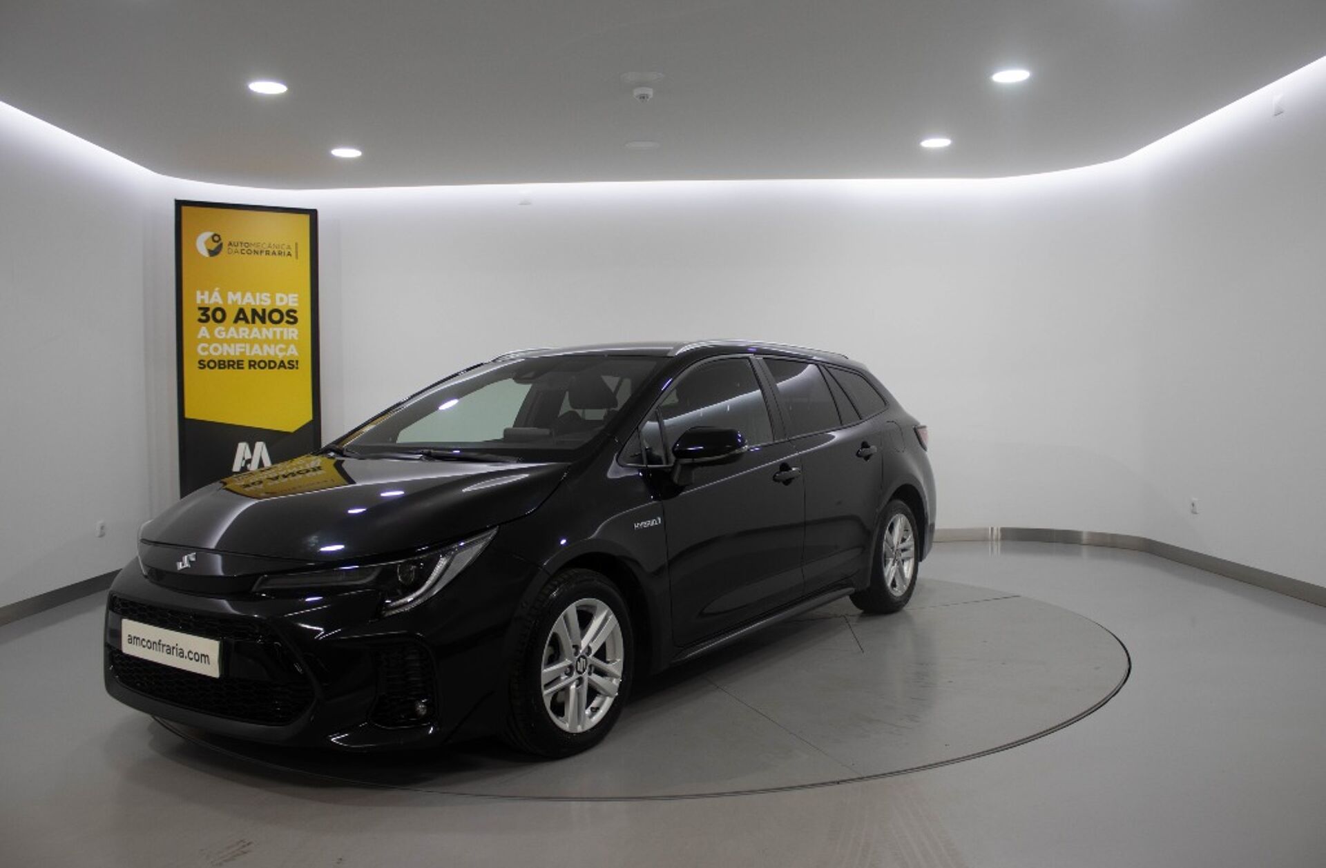 SUZUKI Swace 1.8L CVT GLX Hybrid