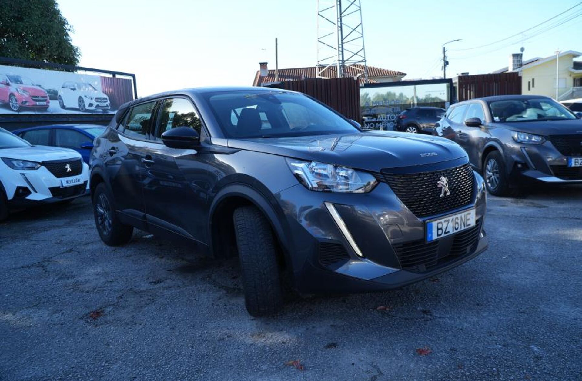 PEUGEOT 2008 1.2 PureTech Active Pack