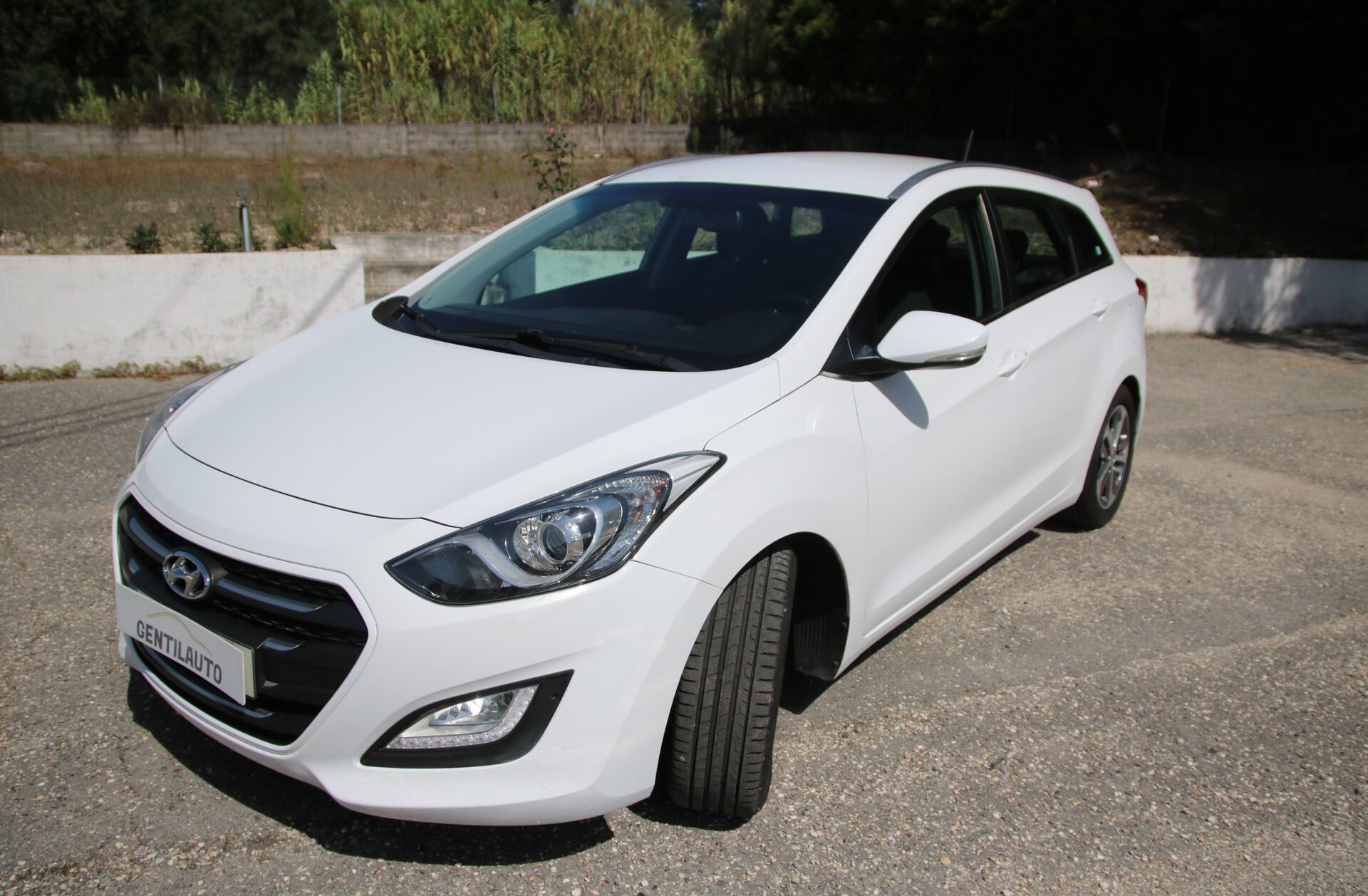 HYUNDAI i30 1.6 CRDi Blue Comfort+Navi DCT