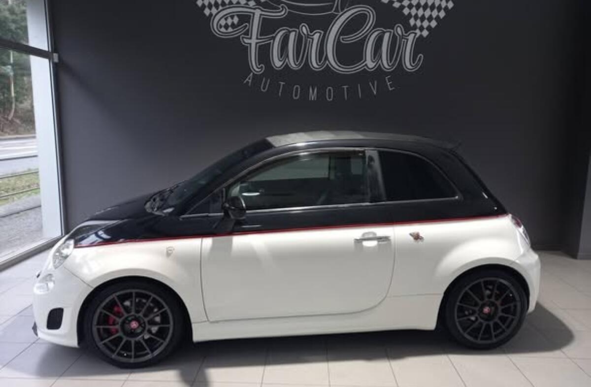 FIAT 500 C 1.4 T-Jet Abarth Competizione